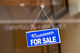 affiche commerce à vendre sur porte vitrée